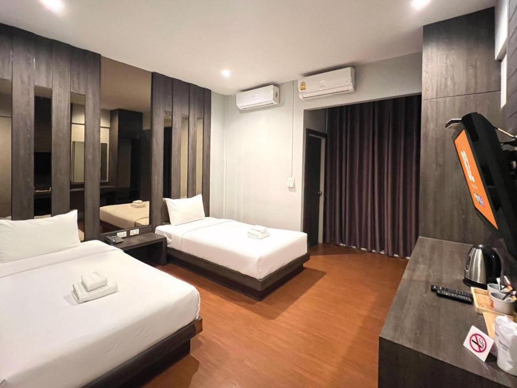 B2 Buriram Boutique And Budget Hotel Exterior photo